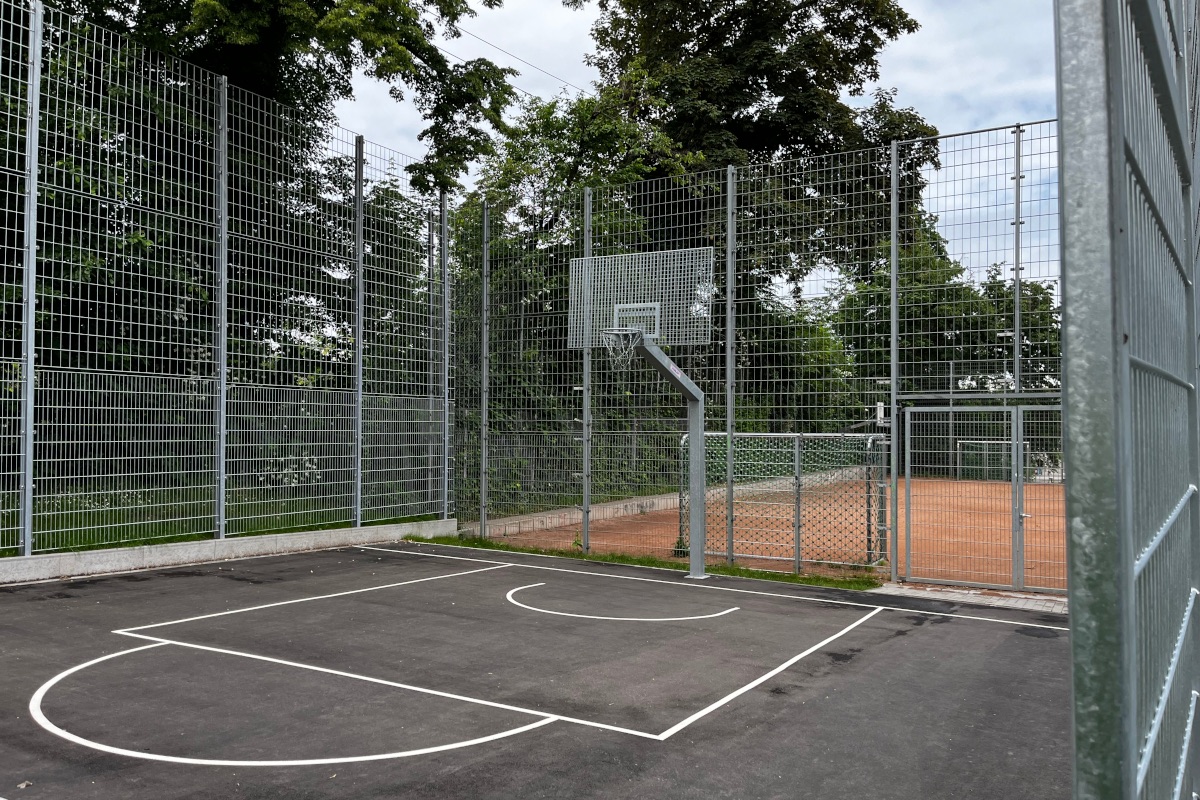 Bolz- und Basketballplatz Kenzinger Straße